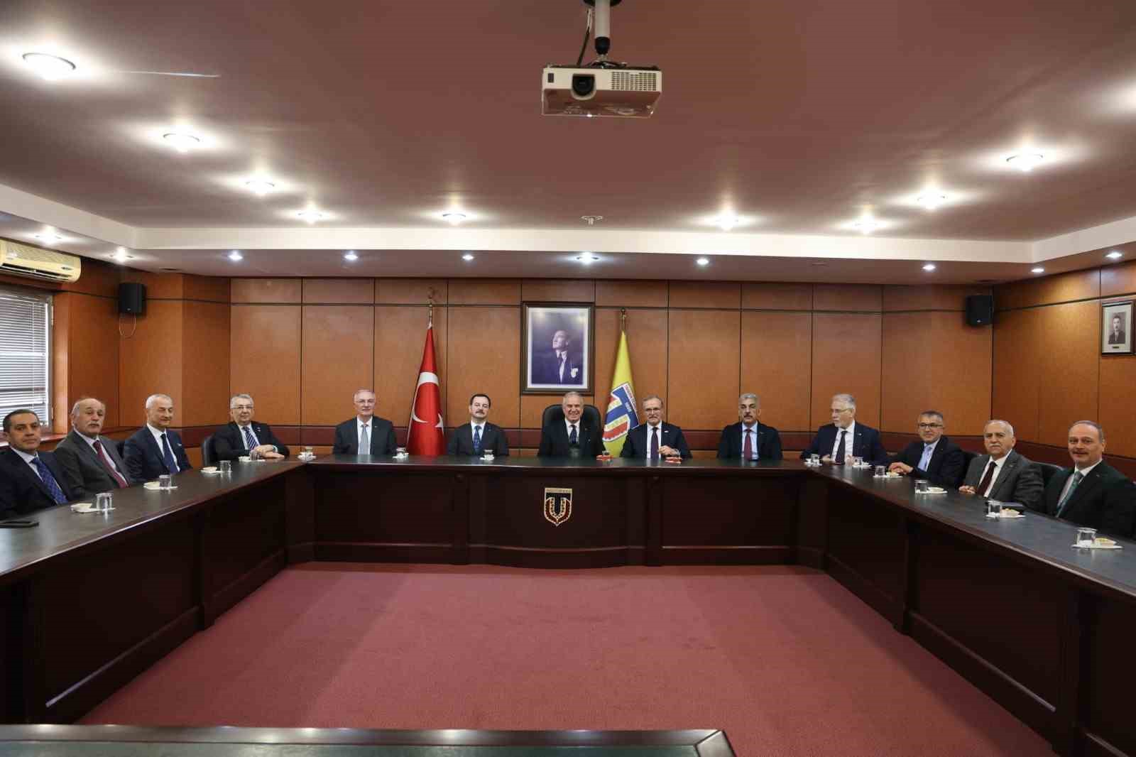 Başkan Memet Aslan OSBÜK zirvesi için Trabzon’da
?v=1