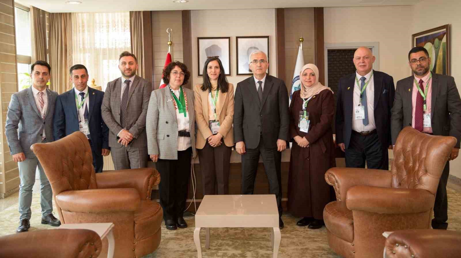 ESOGÜ’de ’Study in Eskişehir’ temalı uluslararası personel eğitimi düzenlendi
?v=1