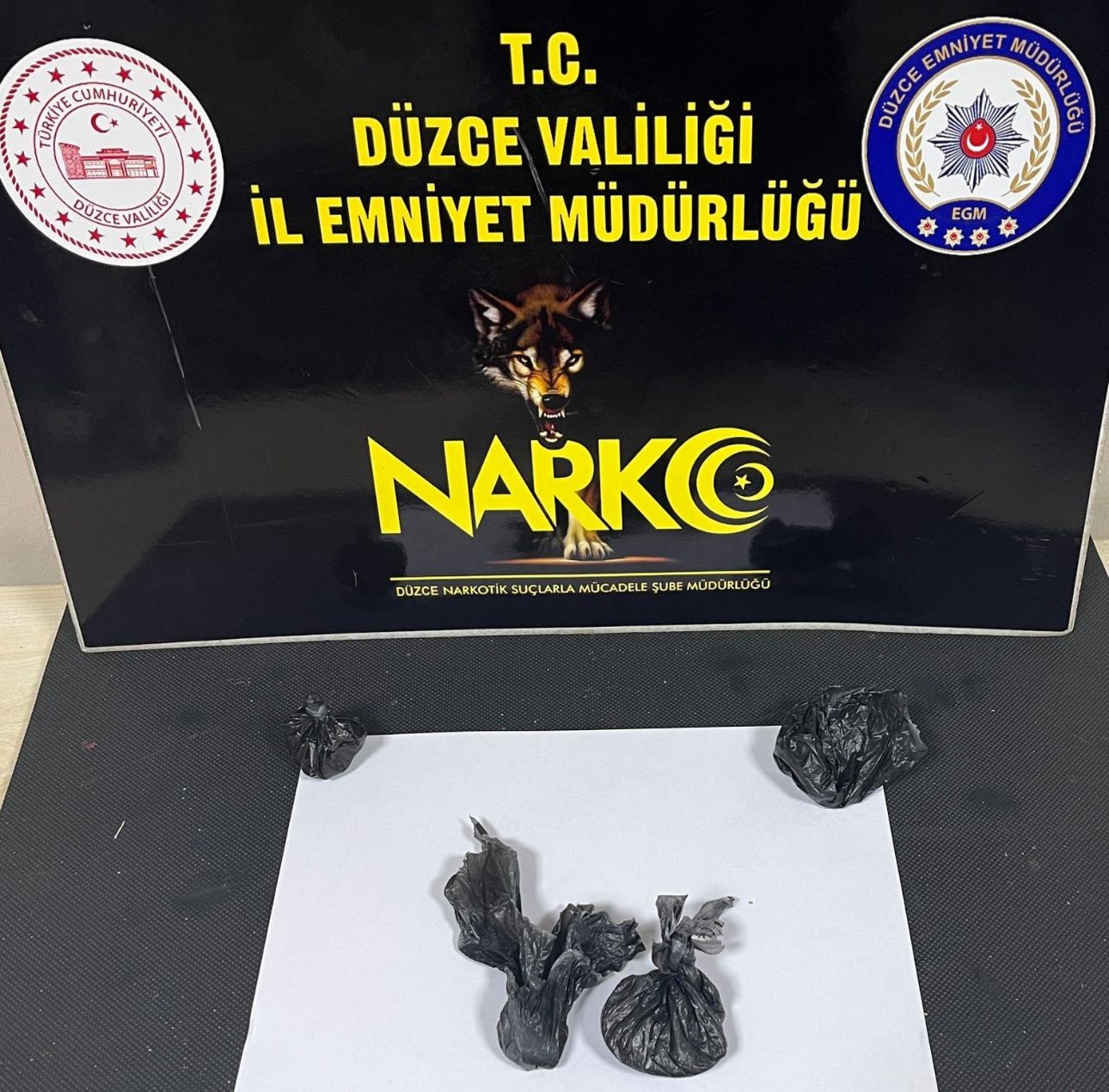 Suçüstü yakalanan uyuşturucu taciri tutuklandı
?v=1