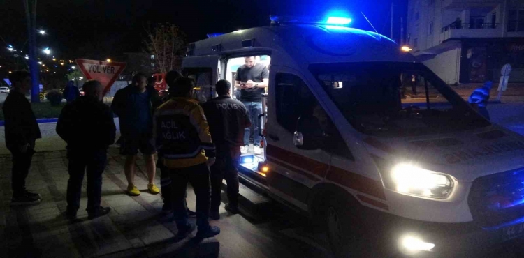 Malatya’da iki otomobil çarpıştı: 4 yaralı?v=1