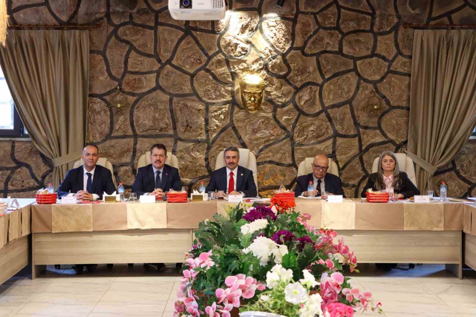 TBMM alt komisyonu İzmir’deki cezaevlerini inceledi
?v=1