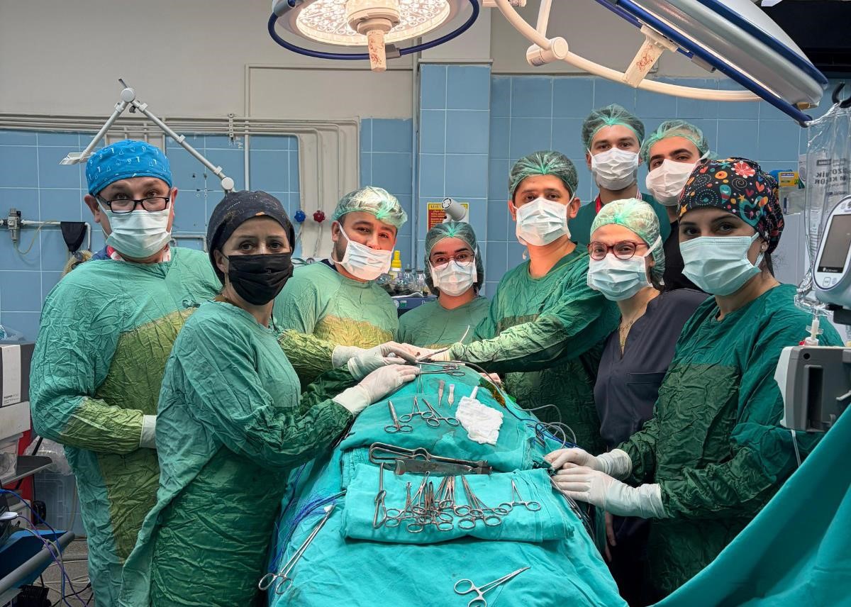 Ordu’da ileri evre gırtlak kanseri ameliyatı ilk kez başarıyla gerçekleştirildi
?v=1