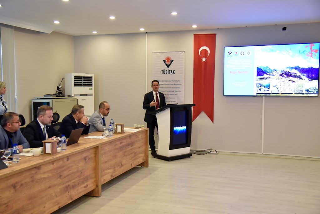 Rektör Yardımcısı Kurnaz:  Disiplinlerarası çalışmalar bilimsel değer üretiyor 
?v=1