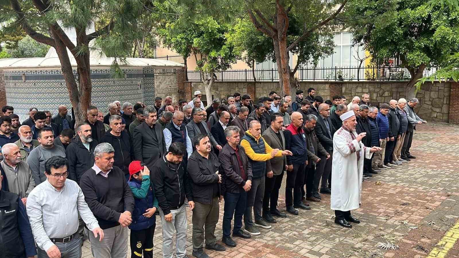 Alanya Eğitim Bir-Sen:  Güvenli okul, güçlü gelecek demektir 
?v=1