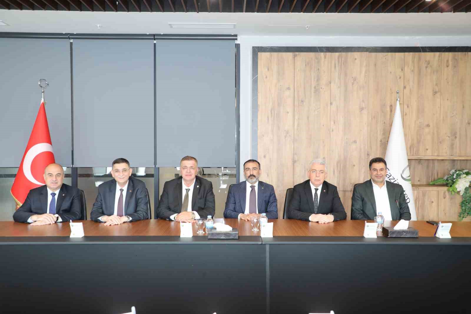 Gaziantep oda ve borsaları ortak istişare toplantısında buluştu
?v=1