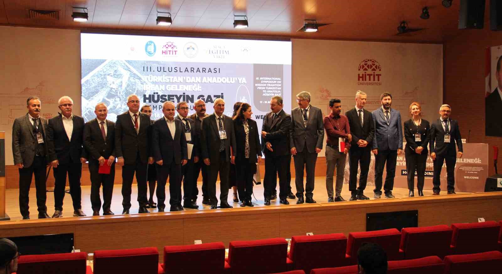 7 farklı ülkeden katılımcıların katkı sunacağı Uluslararası Türkistan’dan Anadolu’ya İrfan Geleneği: Hüseyin Gazi Sempozyumu başladı
?v=1