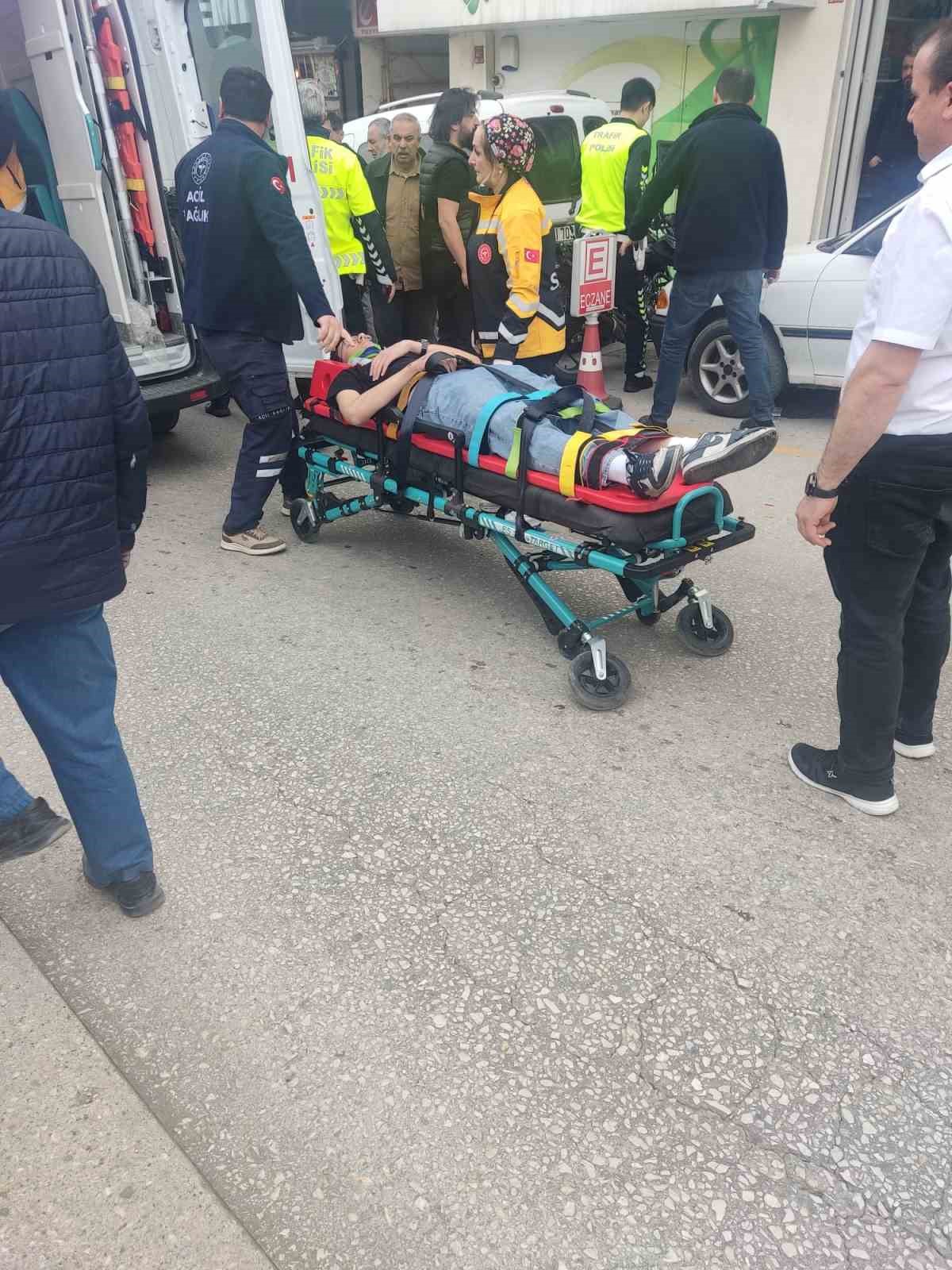 Kastamonu’da motosiklet otomobile çarptı: 1 yaralı
?v=1