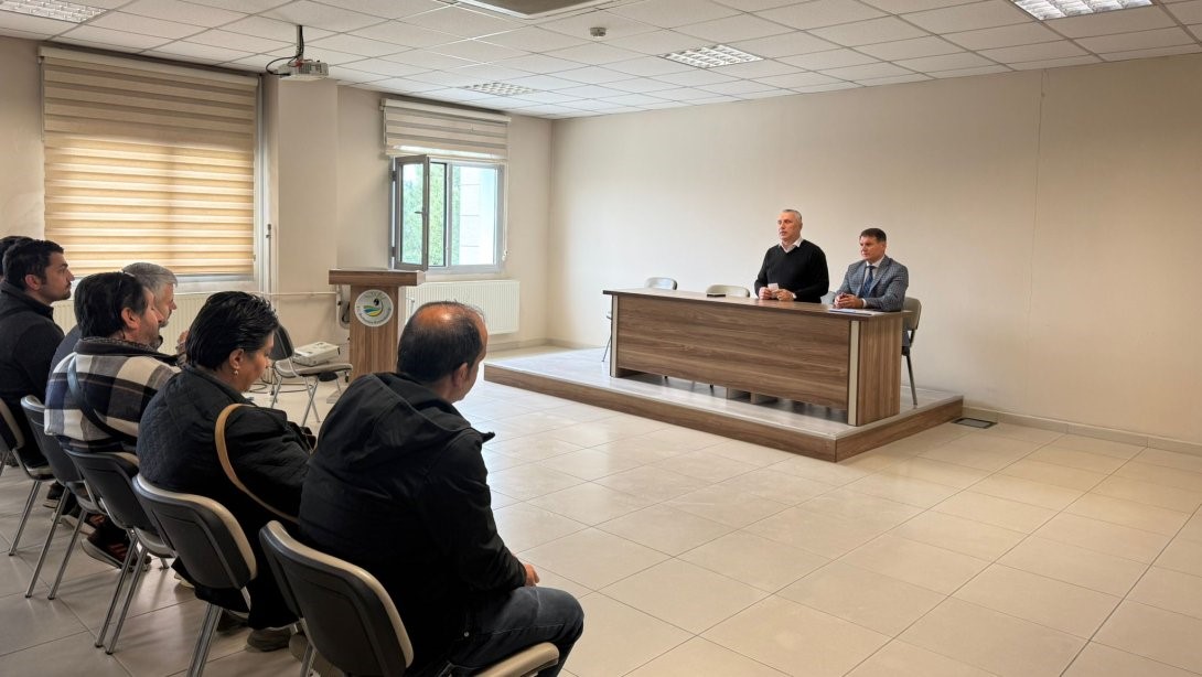 Burhaniye’de bağımlılıkla mücadele toplantısı yapıldı
?v=1