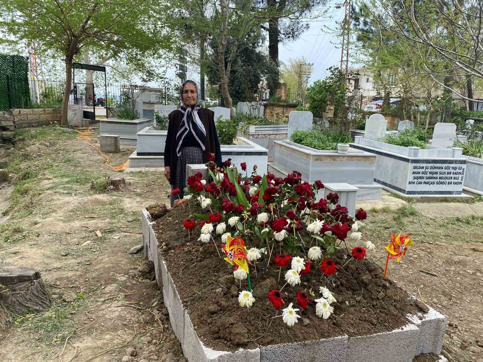 Okul saldırısında hayatını kaybeden Adnan’ın teyzesi:  Uyku girmiyor gözlerime 
?v=1