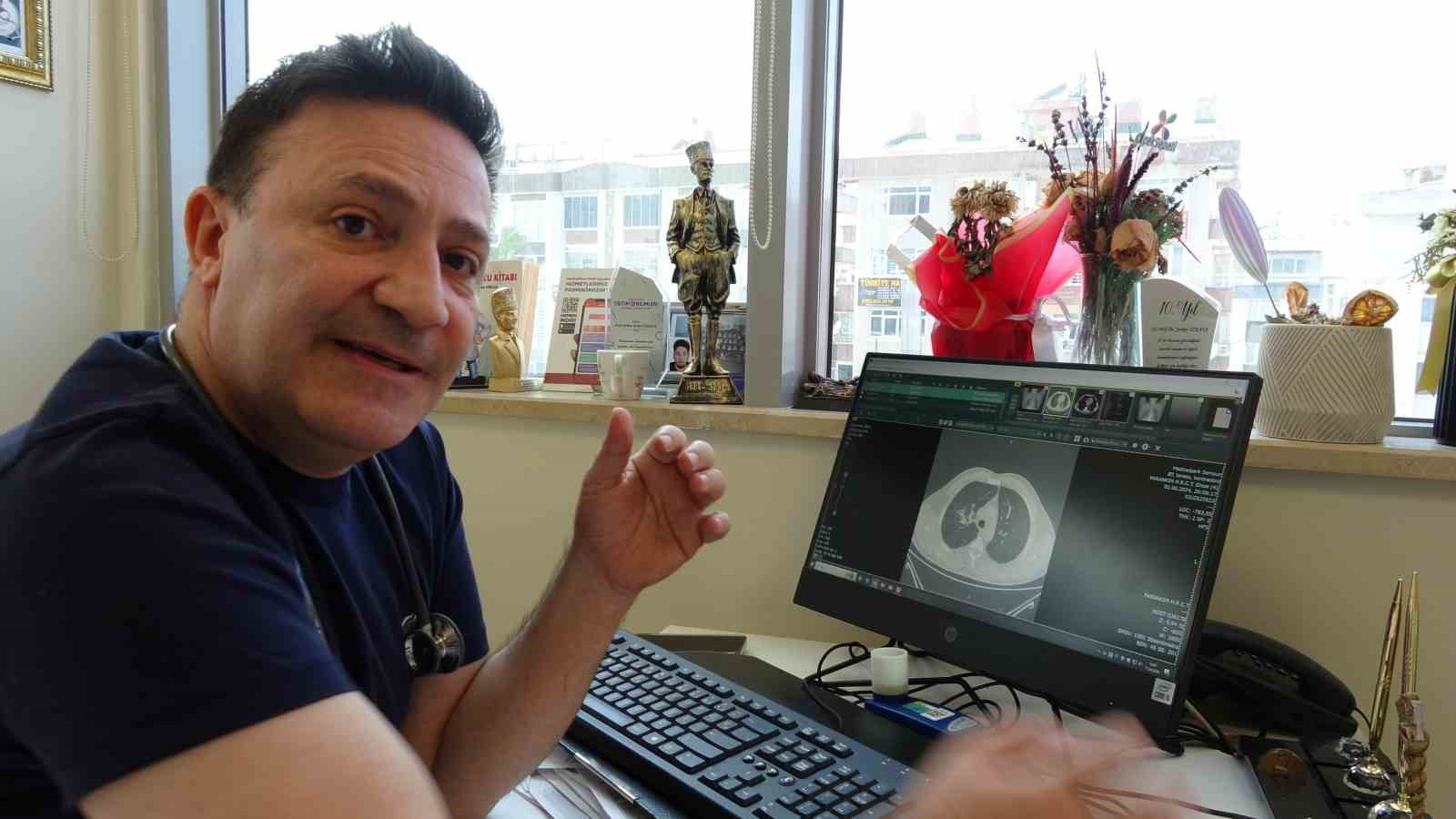 Elektronik sigarada süre doldu:  Kanser riski netleşti 
?v=1