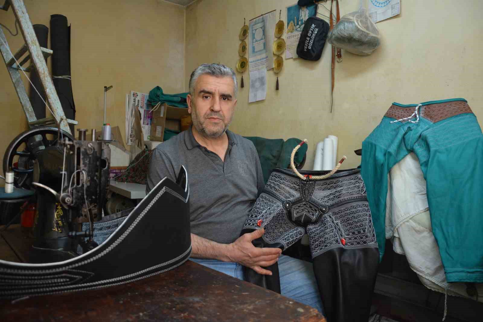 Er meydanının gizli kahramanı zamana direniyor
?v=1