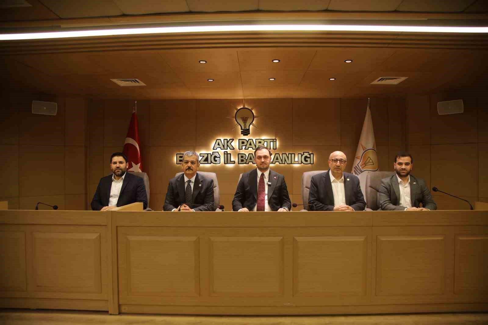 Başkan Selmanoğlu:  AK Parti milletimizin ortak değerlerinin, birlik ve beraberlik ruhunun güçlü bir temsilcisidir 
?v=1