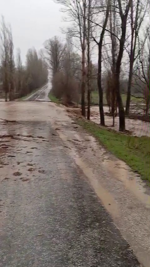 Sivas’ta kuvvetli yağış taşkınlara neden oldu
?v=1