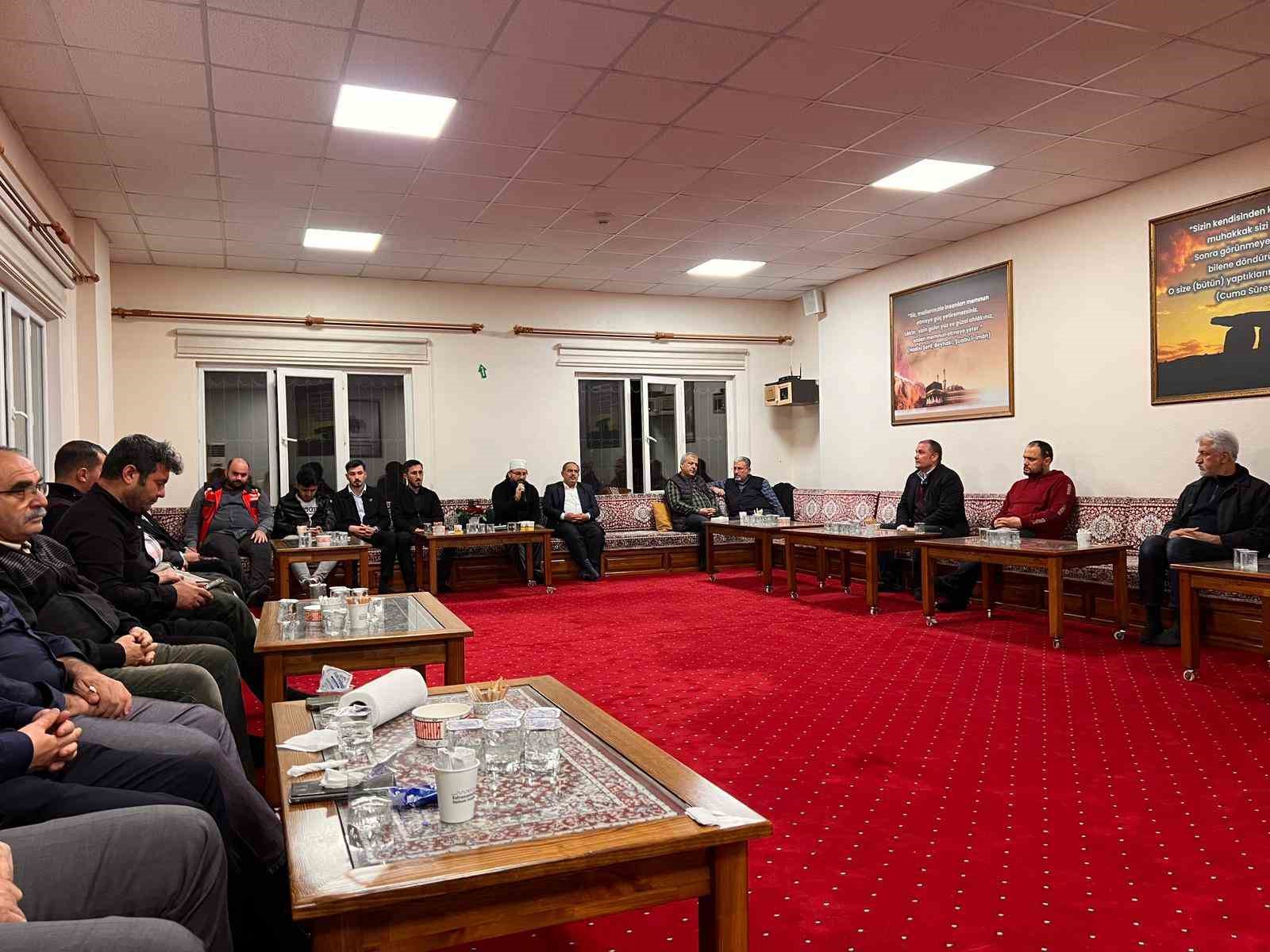 Ayla öğretmen için mevlit okutuldu
?v=1