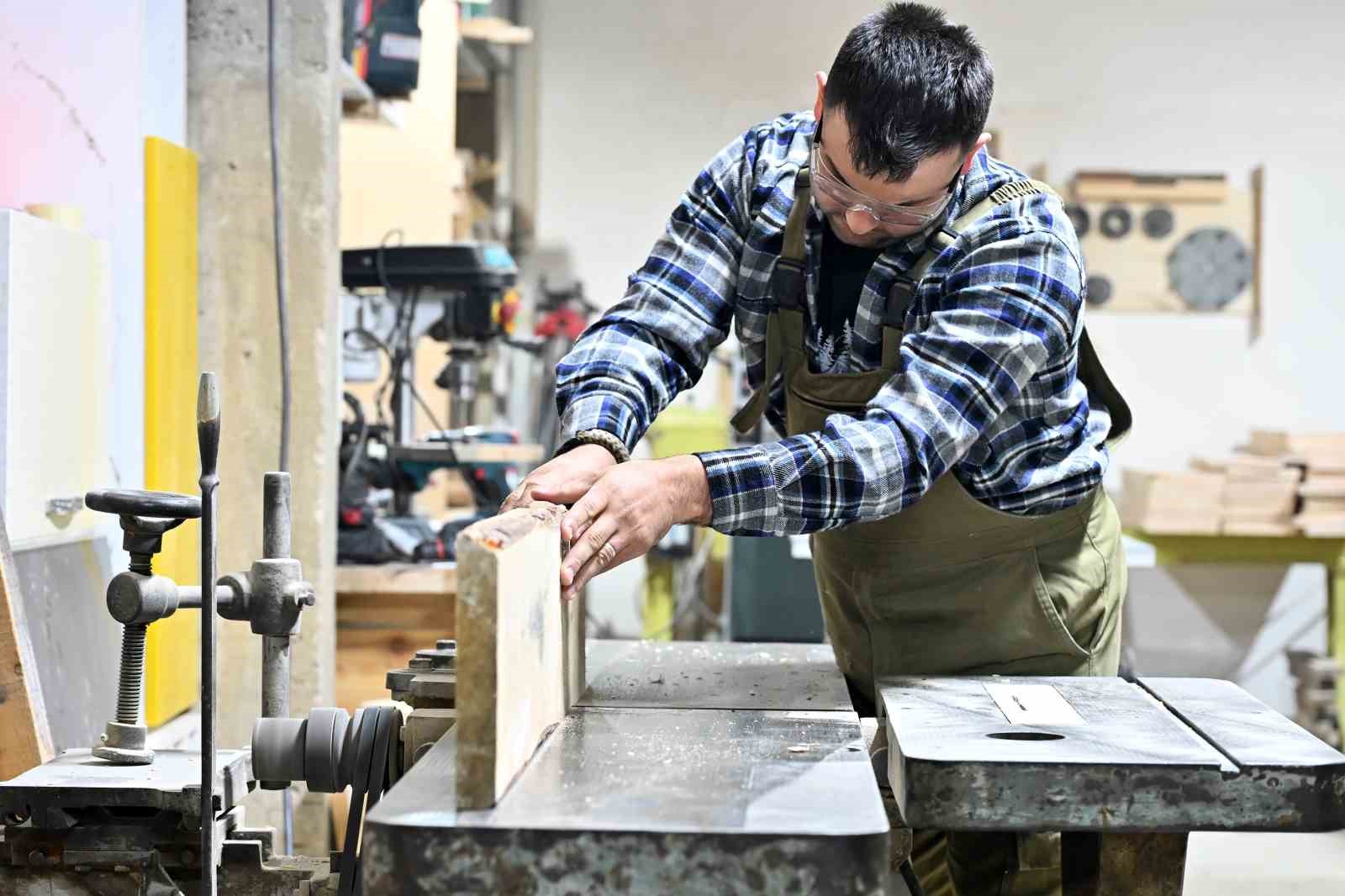 Gümüşhaneli girişimcinin geleneksel çözümü dünya pazarına açıldı
?v=1