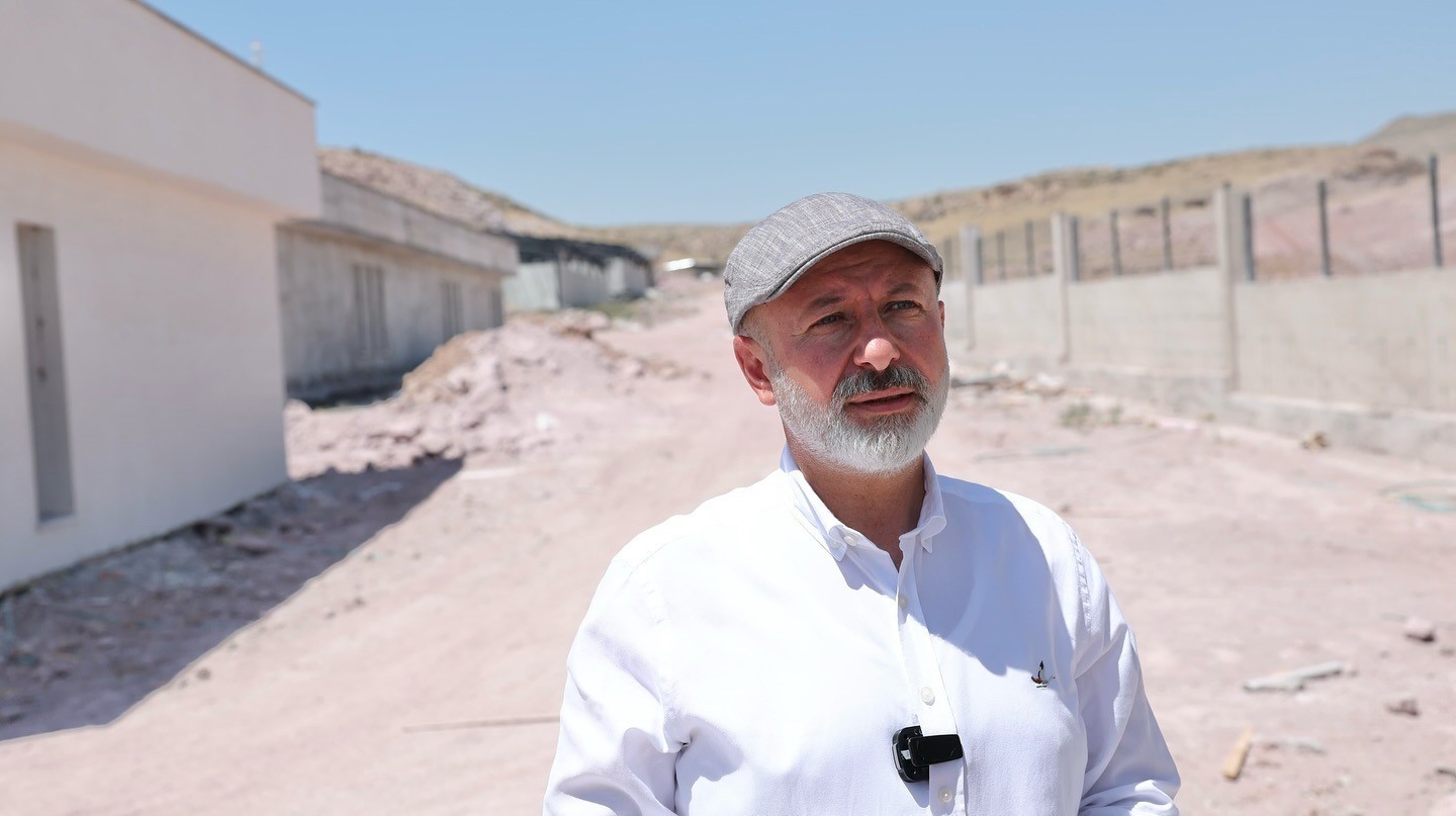 Başkan Çolakbayrakdar:  Kayseri’miz, model olacak modern hayvan bakımevi ile öncü bir şehir oluyor 
?v=1