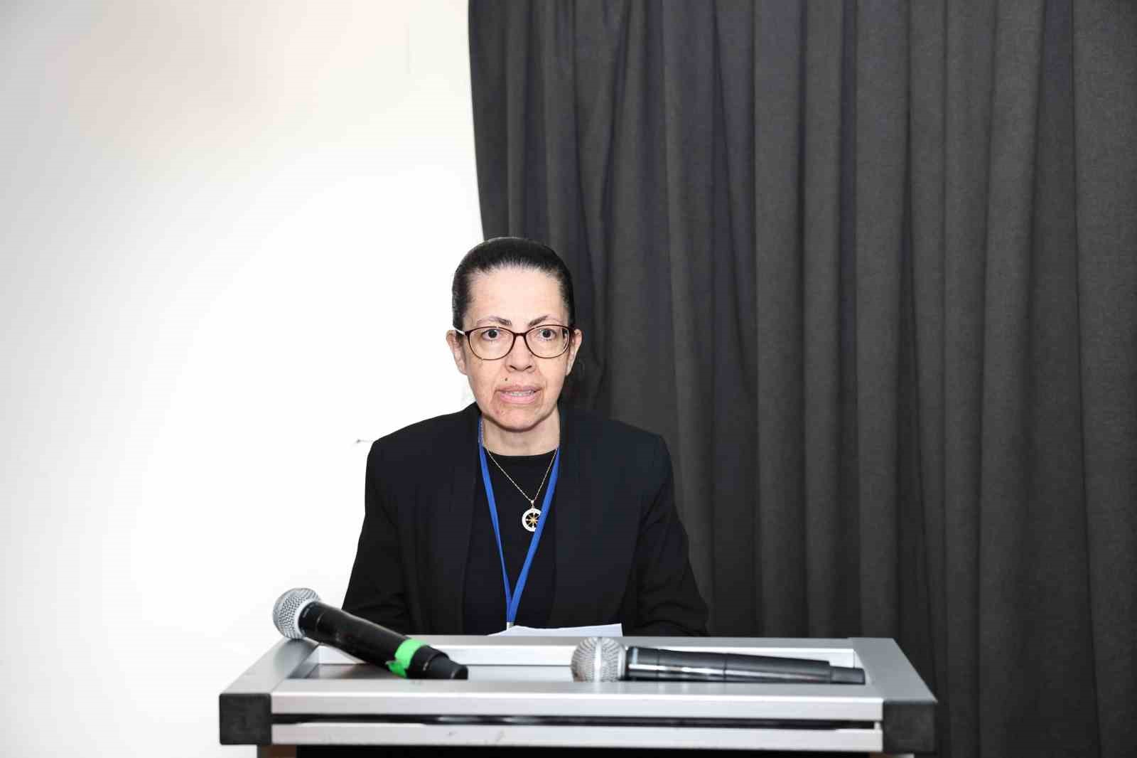 Nilüfer’de erken Osmanlı kadını ve Nilüfer Hatun’un mirası konuşuldu
?v=1