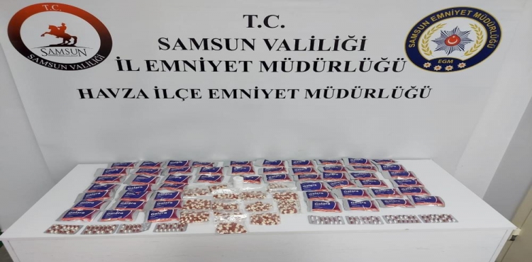Samsun’da uyuşturucu operasyonu: 3 bin 359 adet hap ele geçirildi?v=1