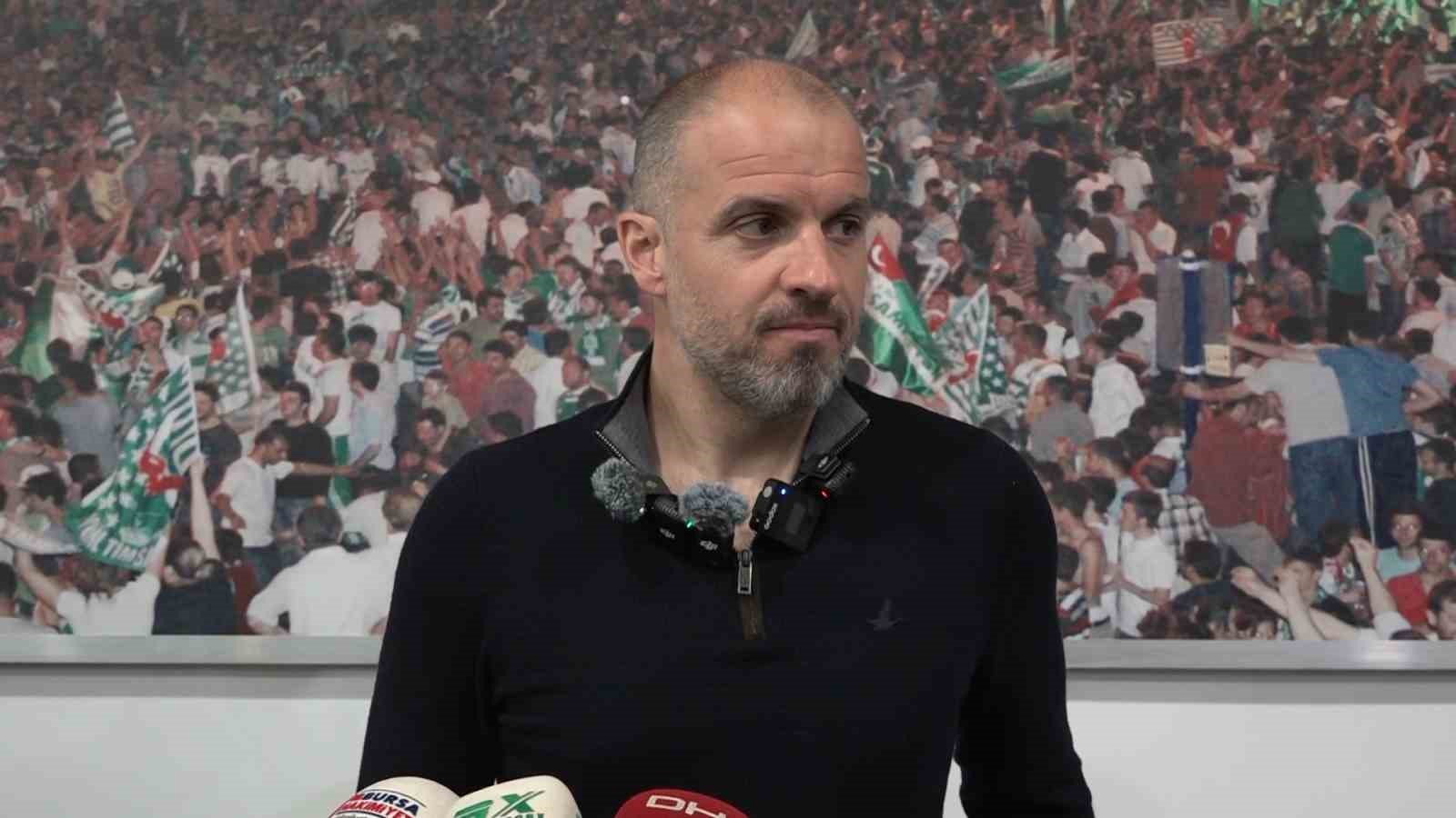 Mustafa Er:  Bursaspor taraftarı muazzam. Onlar her şeyin çok daha iyisini hak ediyor 
?v=1