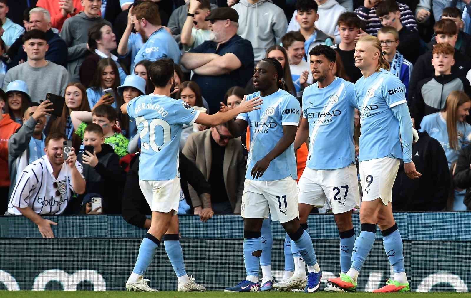 Premier Lig’de zirve yarışışında Manchester City, Arsenal’i mağlup etti
?v=1