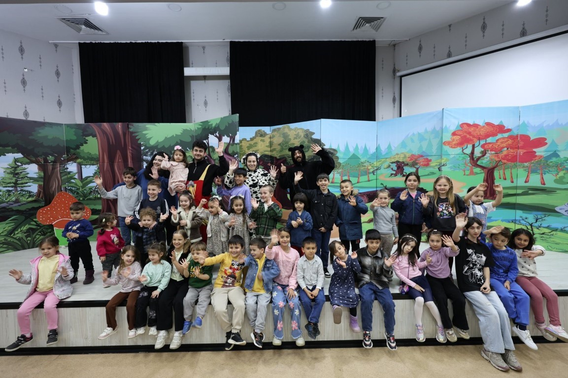 Kartepe’de tiyatro rüzgarı
?v=1