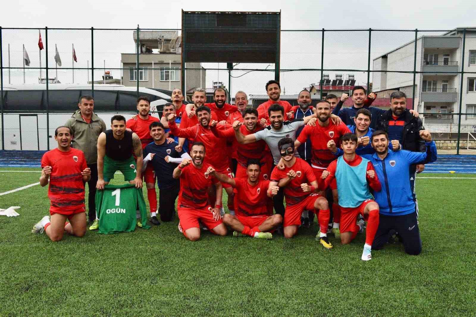 Battalgazi Belediyespor play-off’u garantiledi
?v=1