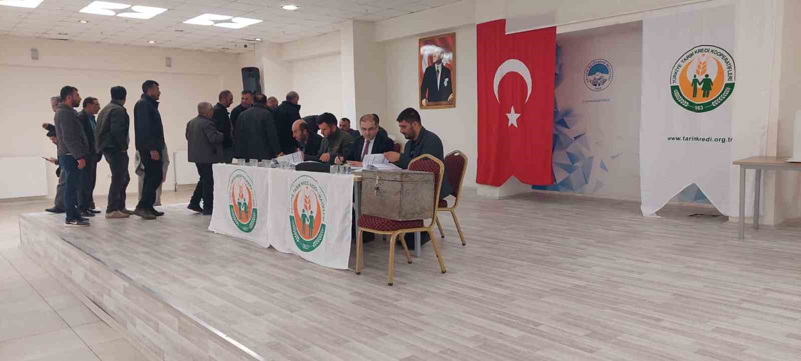 Tomarza Tarım Kredi Kooperatifinde Başkan Tezcan gücen tazeledi
?v=1