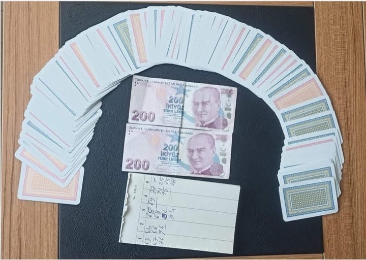 Niğde’de kumar denetiminde 12 kişiye işlem yapıldı
?v=1