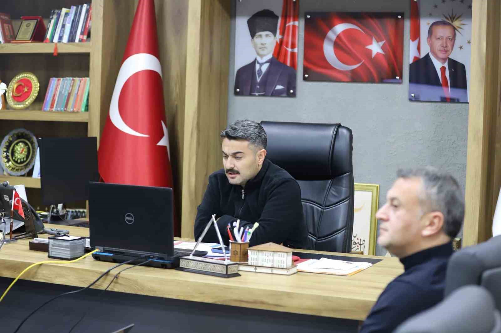 Sivas’ta okullarda alınan tedbirler masaya yatırıldı
?v=1