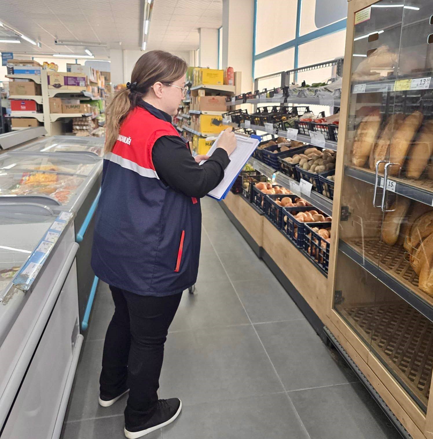 Marketlere yönelik denetim yapıldı
?v=1