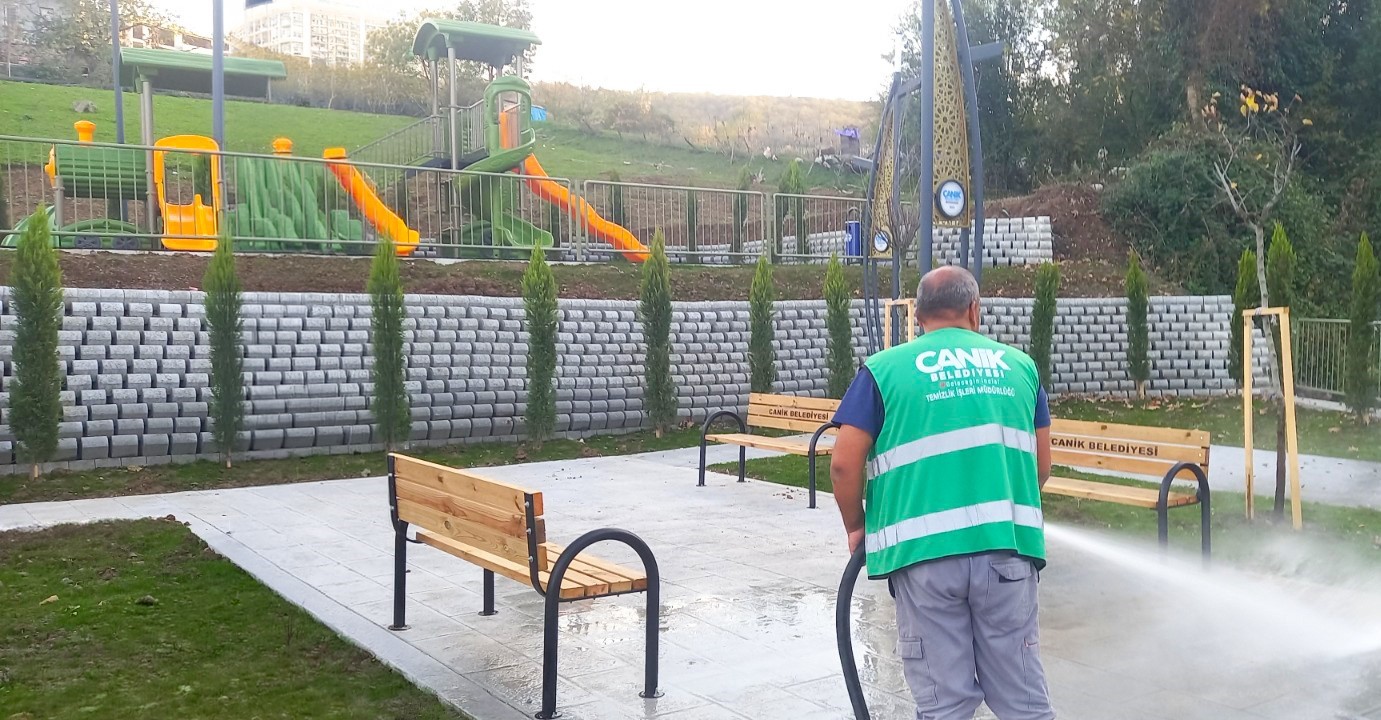 Canik’te parklar yaza hazırlanıyor
?v=1