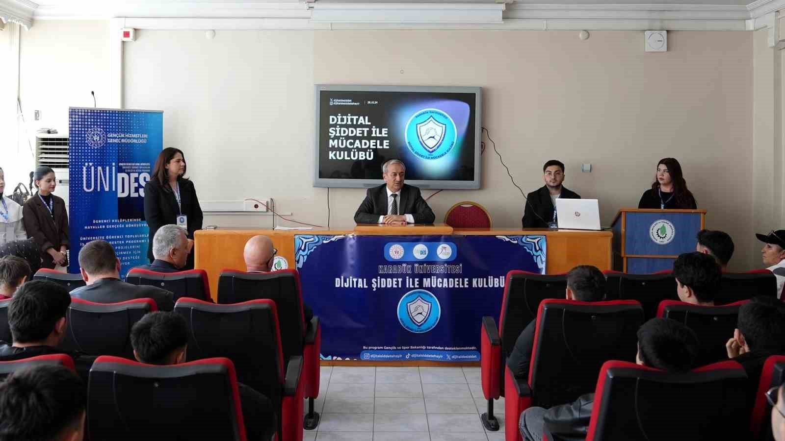 Lise öğrencilerine dijital farkındalık semineri düzenlendi
?v=1