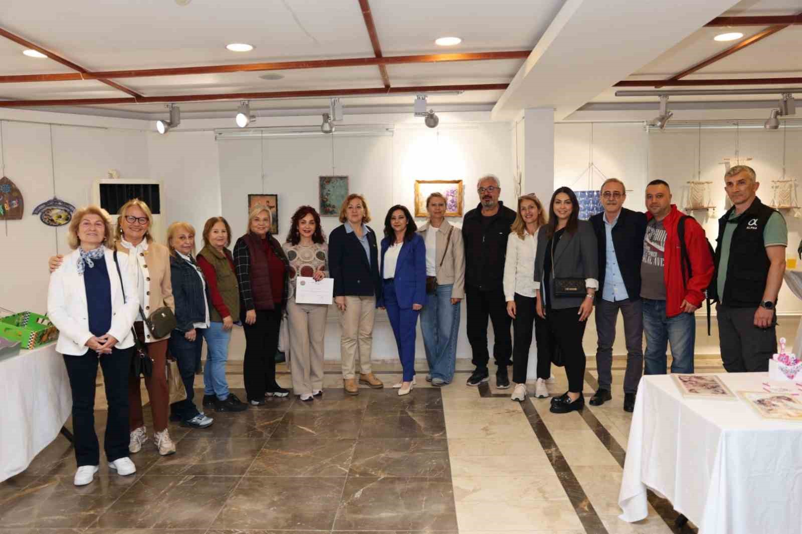 Marmaris’te el emeği eserler görücüye çıktı
?v=1