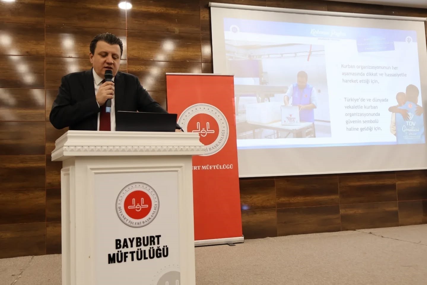 Bayburt’ta vekâletle kurban kesim programı tanıtıldı
?v=1