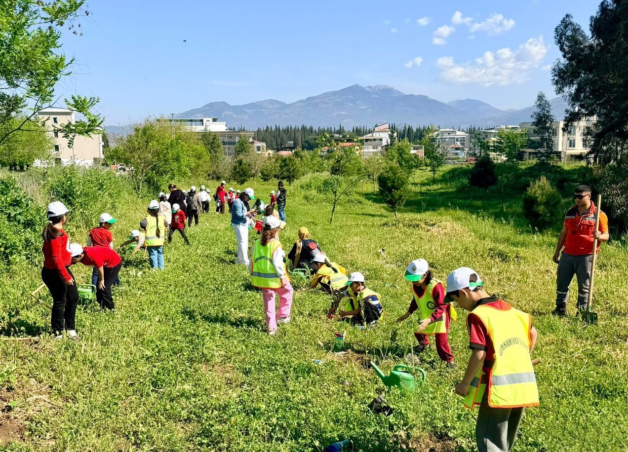 Aydın’da öğrenciler doğayla buluştu
?v=1