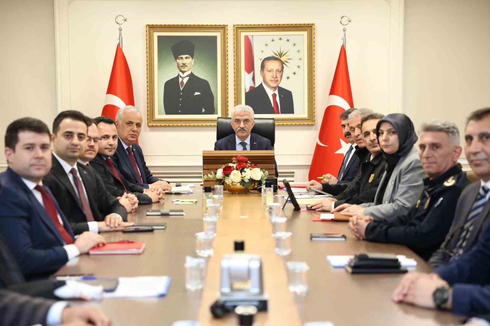 Düzce’de eğitim ve güvenlik zirvesi
?v=1