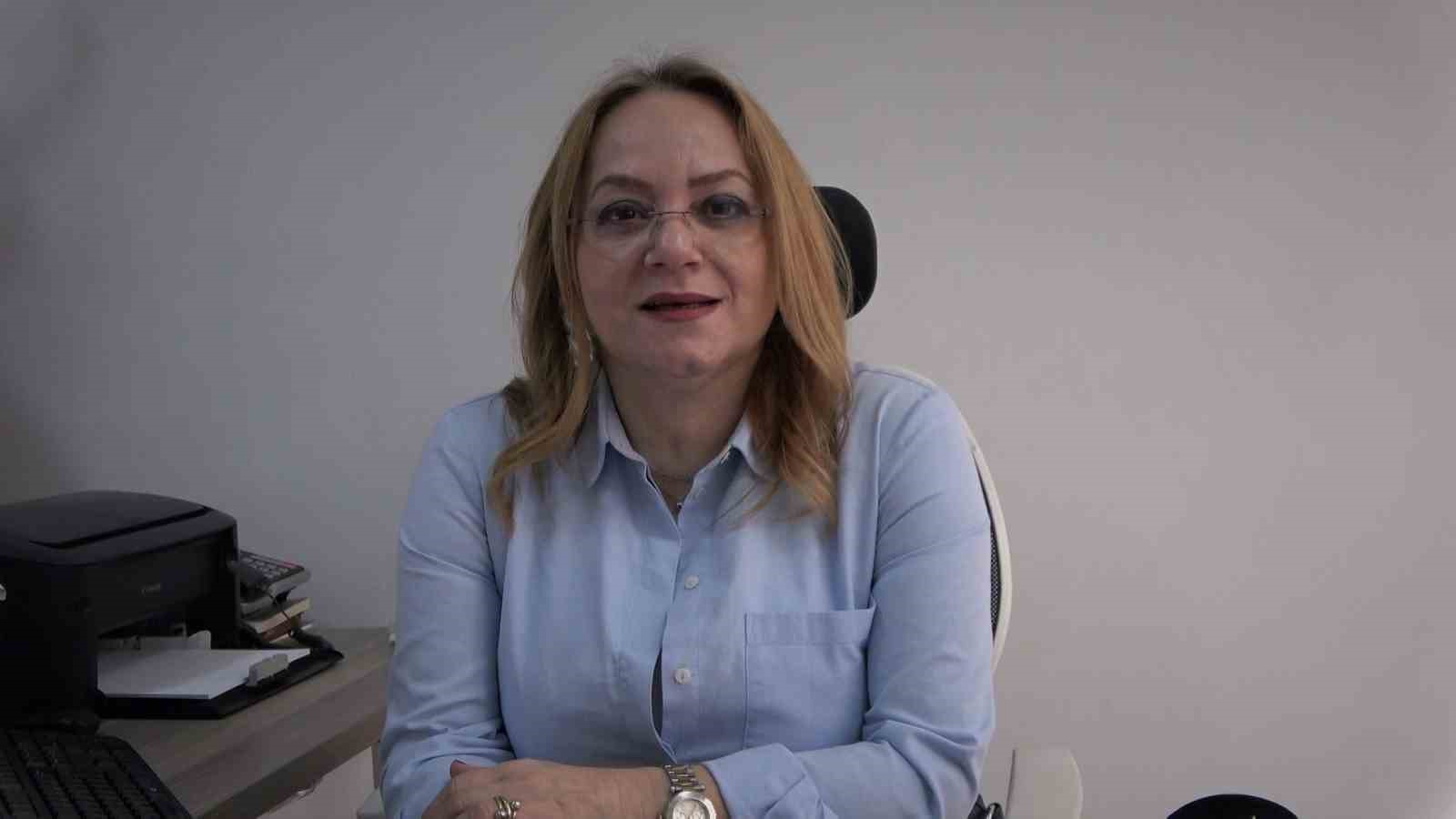 Doç. Dr. Ayhan Babaroğlu:  Sürekli ekranla vakit geçiren çocuklarda beyin gelişimi dengesiz ilerleyebilir 
?v=1