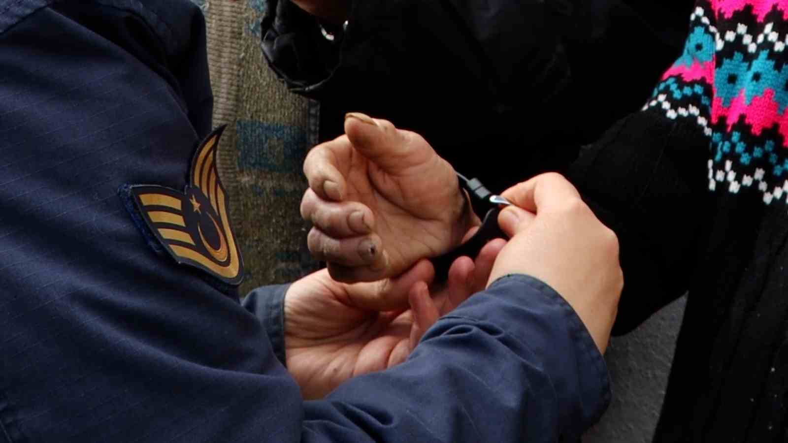 Kayıplara karşı teknoloji kalkanı: Alzheimer hastasına umut olan saat
?v=1