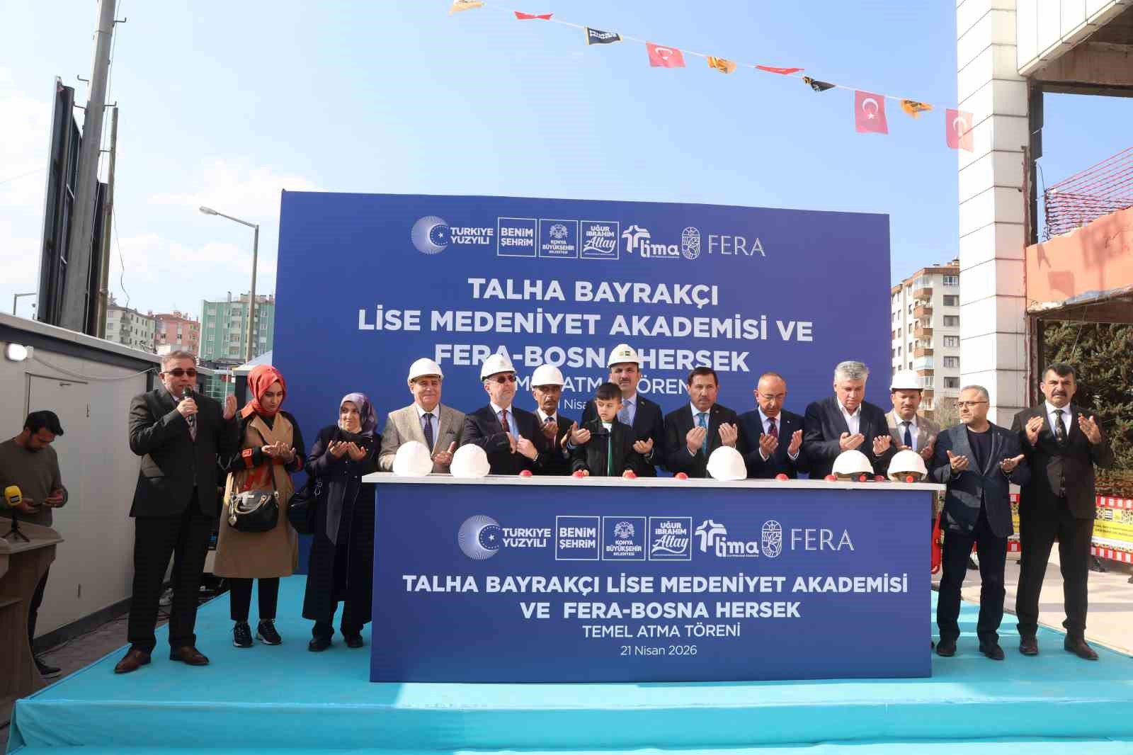 Başkan Altay, Talha Bayrakçı LİMA’nın iş başlangıcını yaparak, Bosna Hersek FERA’nın temelini attı
?v=1