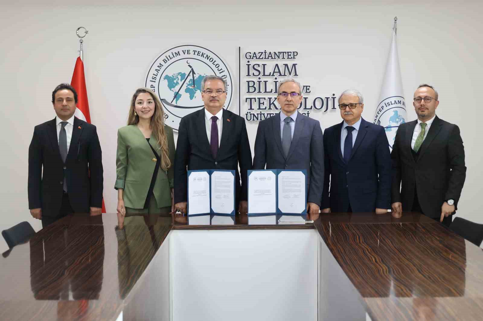 GİBTÜ ile İl Millî Eğitim Müdürlüğü arasında Eğitimde İş Birliği protokolü imzalandı
?v=1