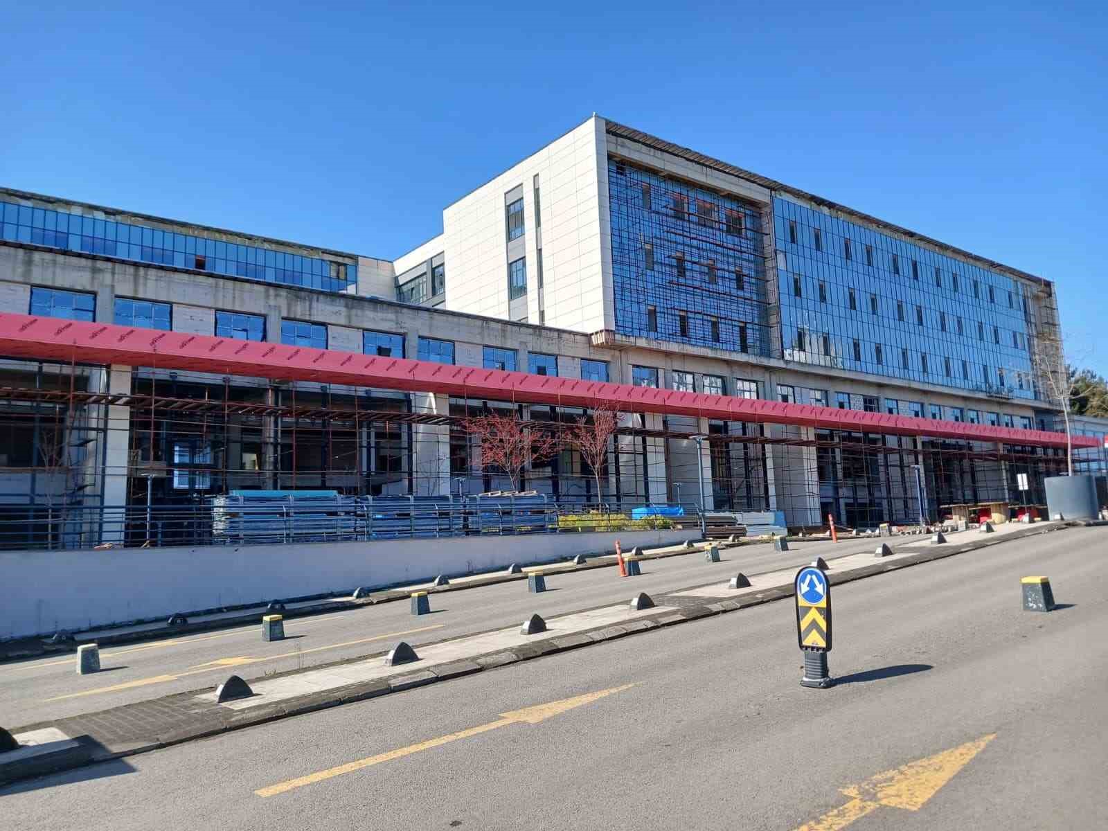 10 yıl önce temeli atıldı ancak bir türlü hizmete giremedi
?v=1