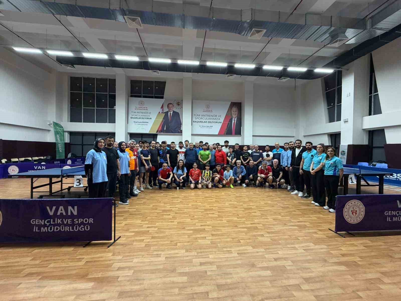 Spor Van Masa Tenisi Ligi devam ediyor
?v=1