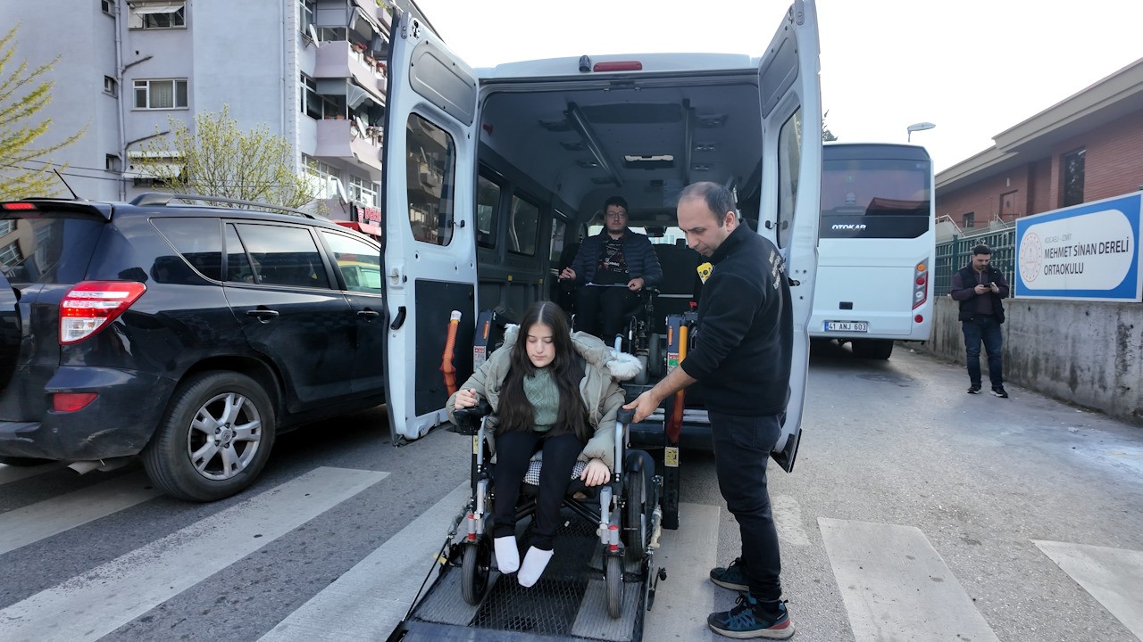 Hayallere giden yolda Engelsiz Taksi köprü oldu
?v=1