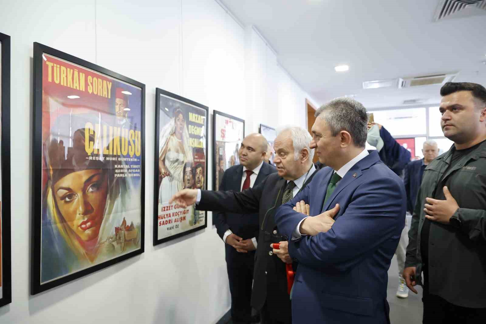 Büyükşehir Belediyesi’nden  Yeşilçam Film Afişleri Sergisi 
?v=1