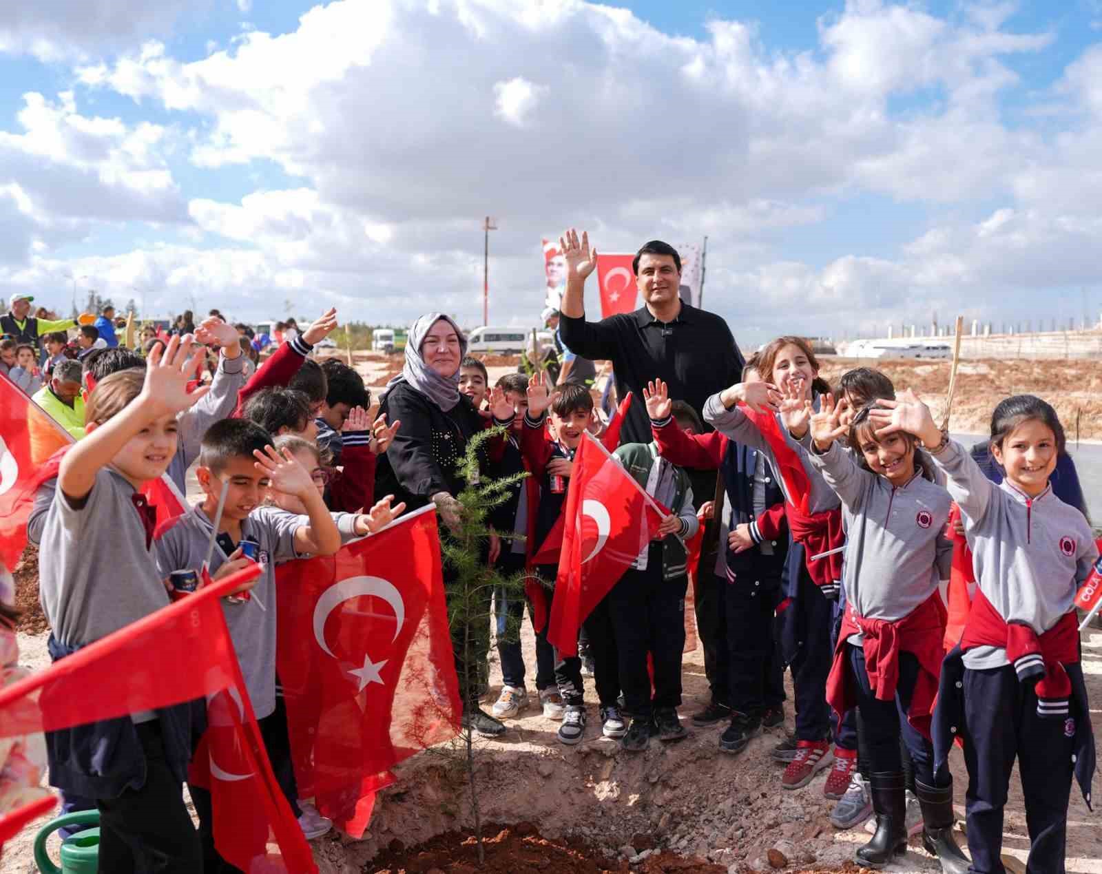 Yılmaz’dan 23 Nisan mesajı
?v=1