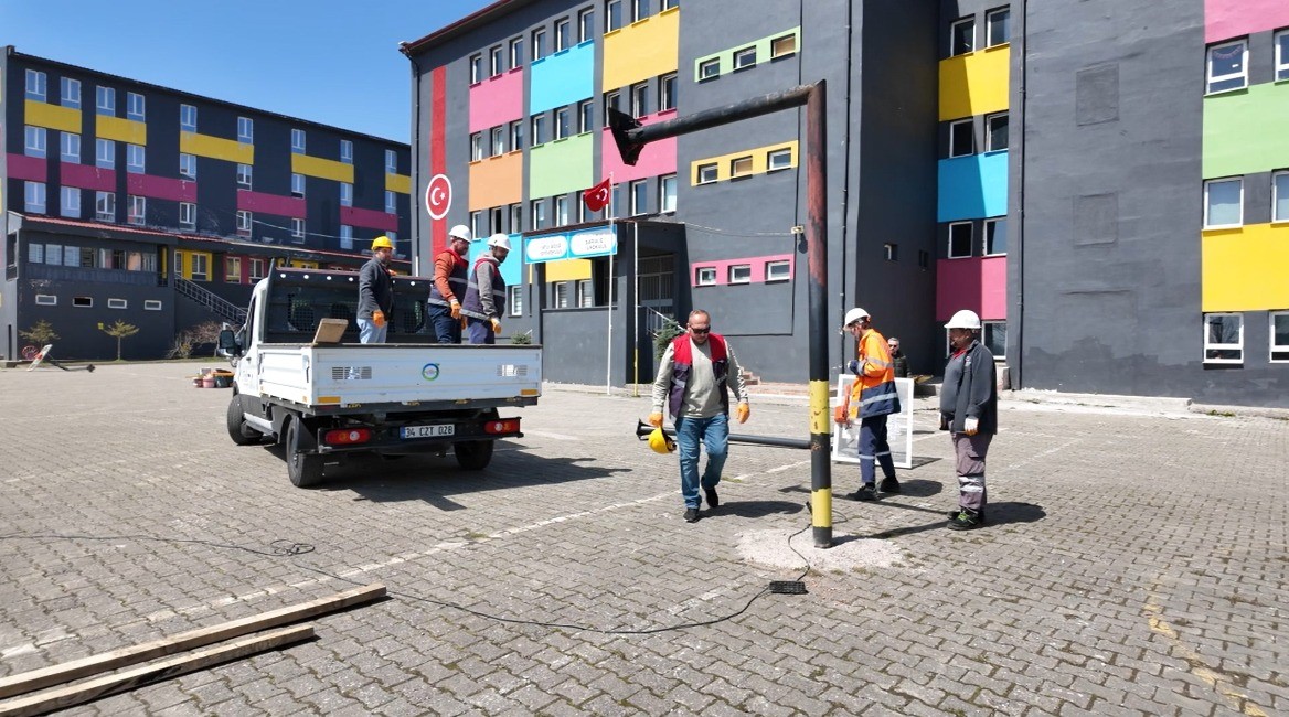 Öğrenciler istedi, Başkan Güler yerine getirdi
?v=1