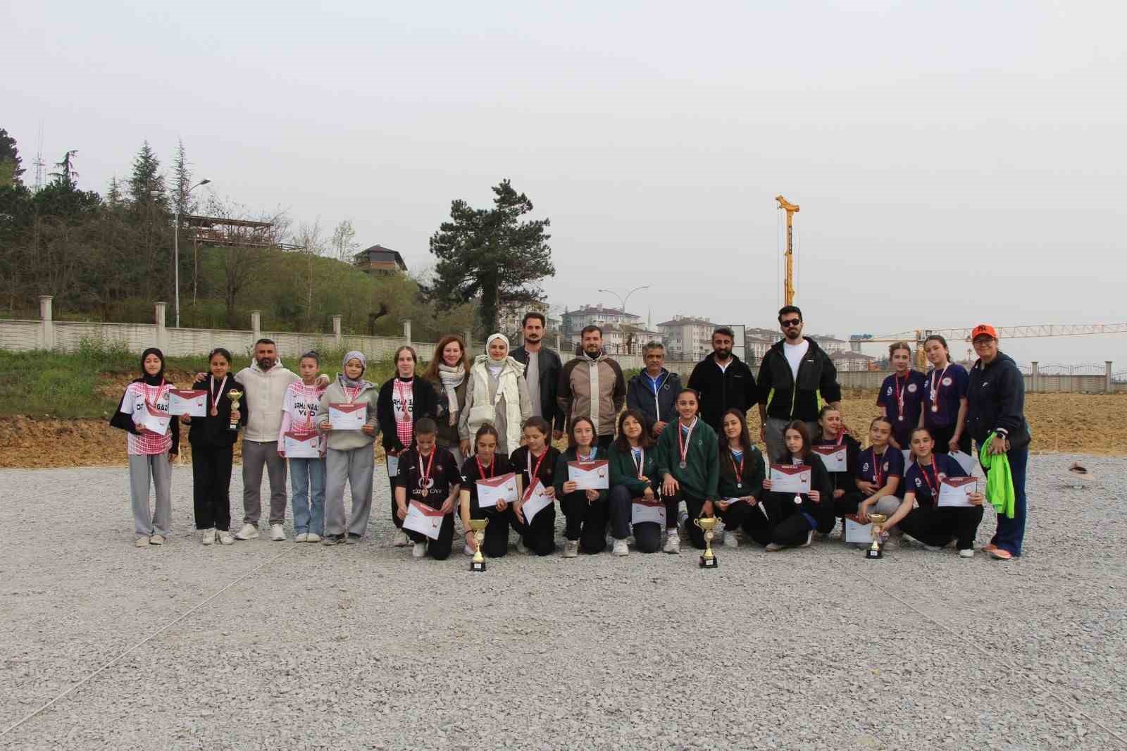 Düzce’de yıldız kızlar bocce heyecanı sona erdi
?v=1