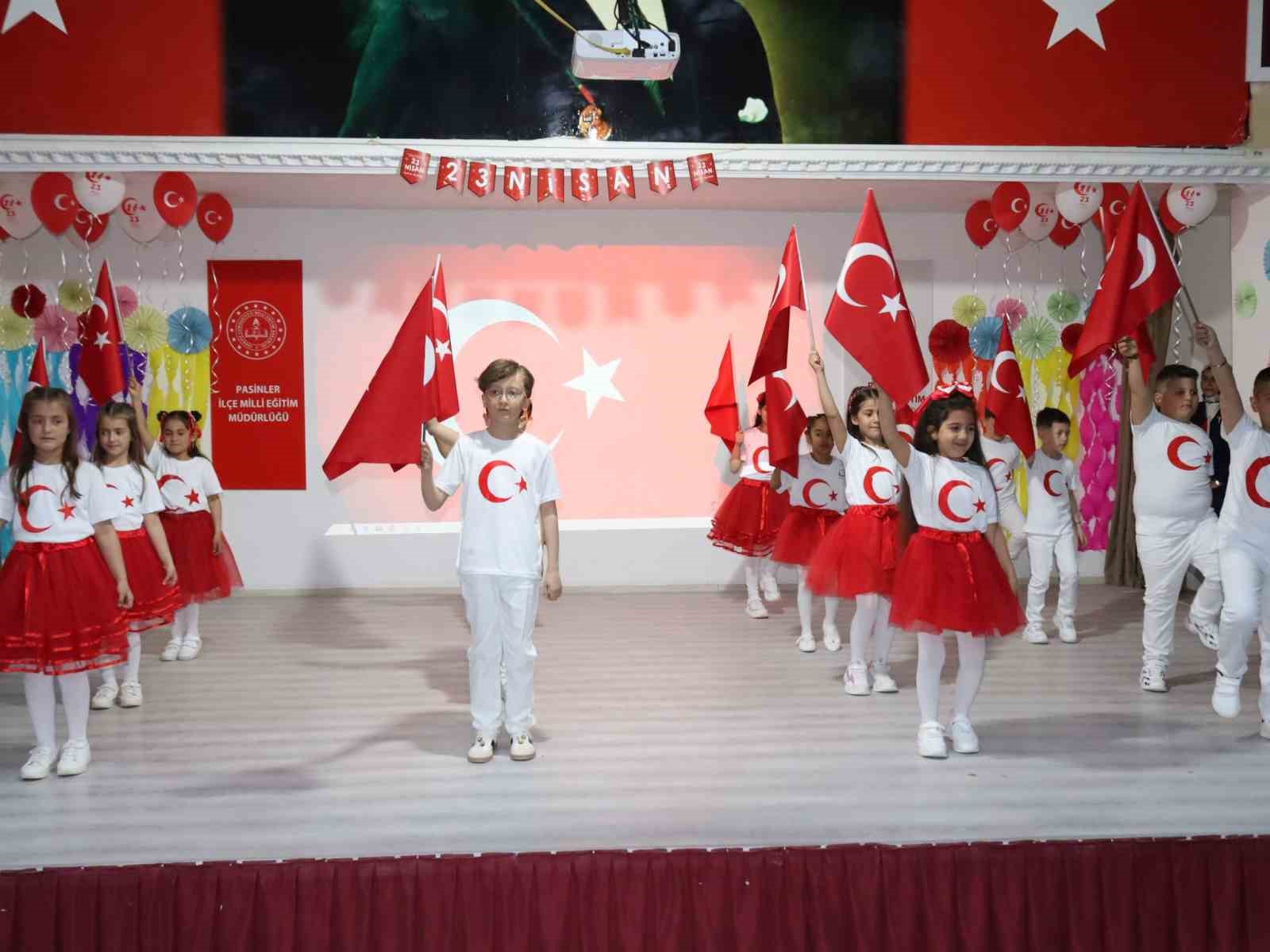 Pasinler’de 23 Nisan coşkuyla kutlandı
?v=1