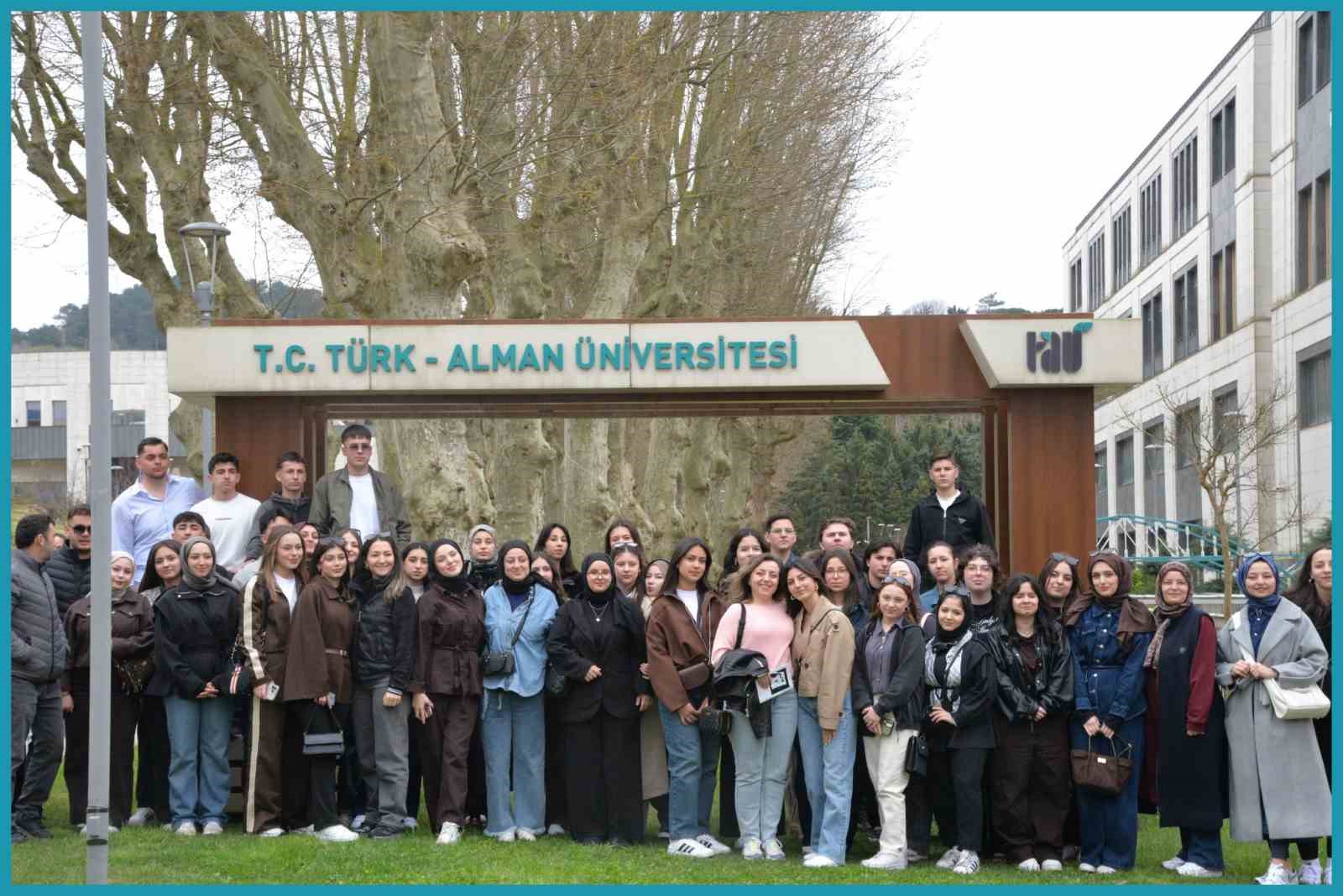 Kaynaşlılı öğrenciler Türk-Alman Üniversitesi’ni tanıdı
?v=1