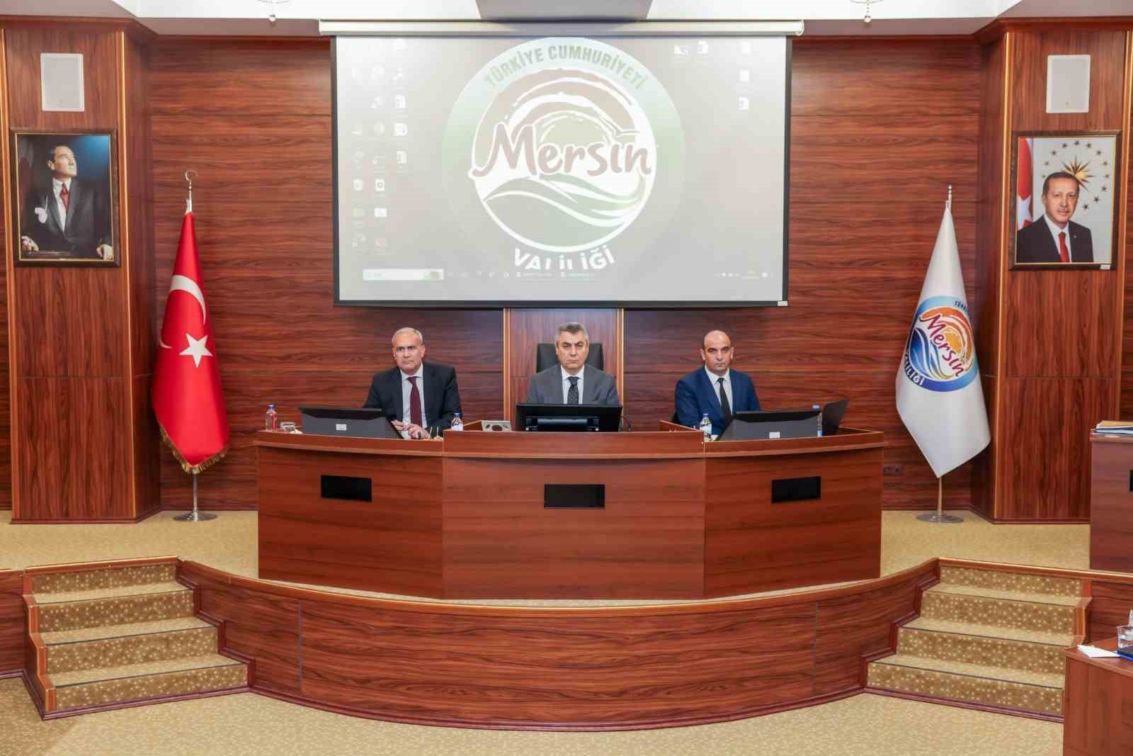 Vali Toros:  Mersin’in huzurunu bozmak isteyenlere geçit yok 
?v=1